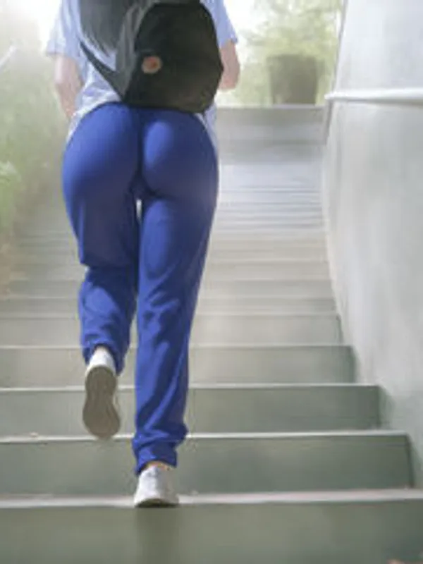 优等生的光屁股惩戒书